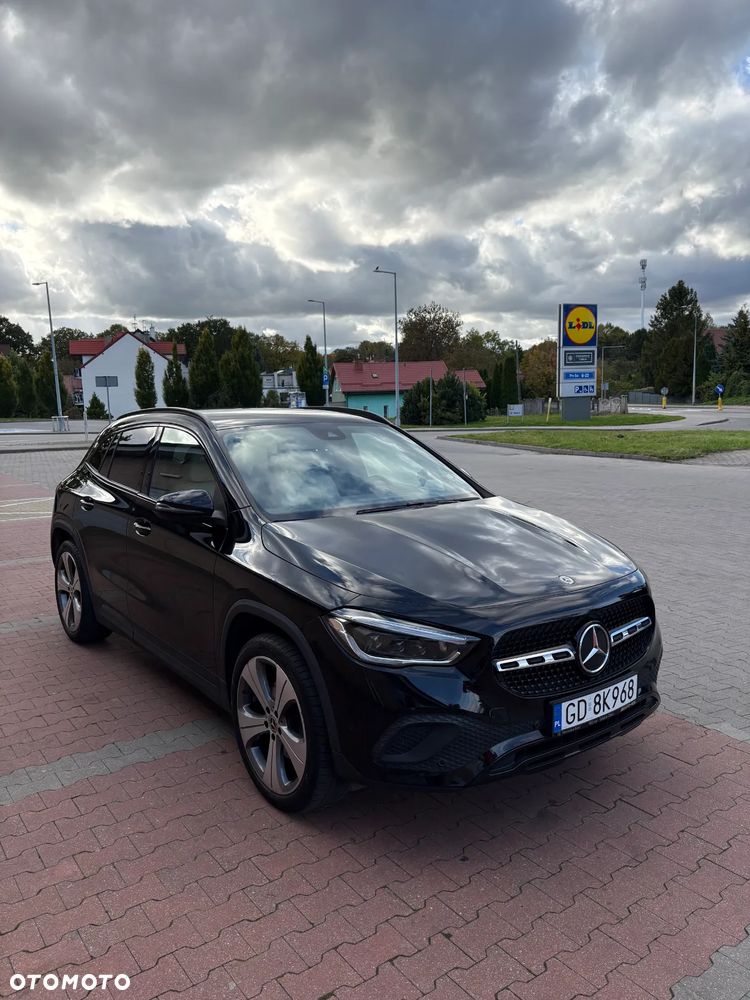 Mercedes-Benz GLA 220 d 4-Matic - 1