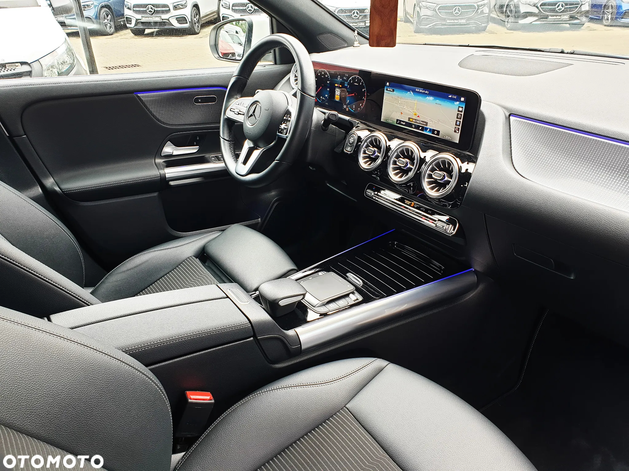 Mercedes-Benz GLA 200 Progressive - 23