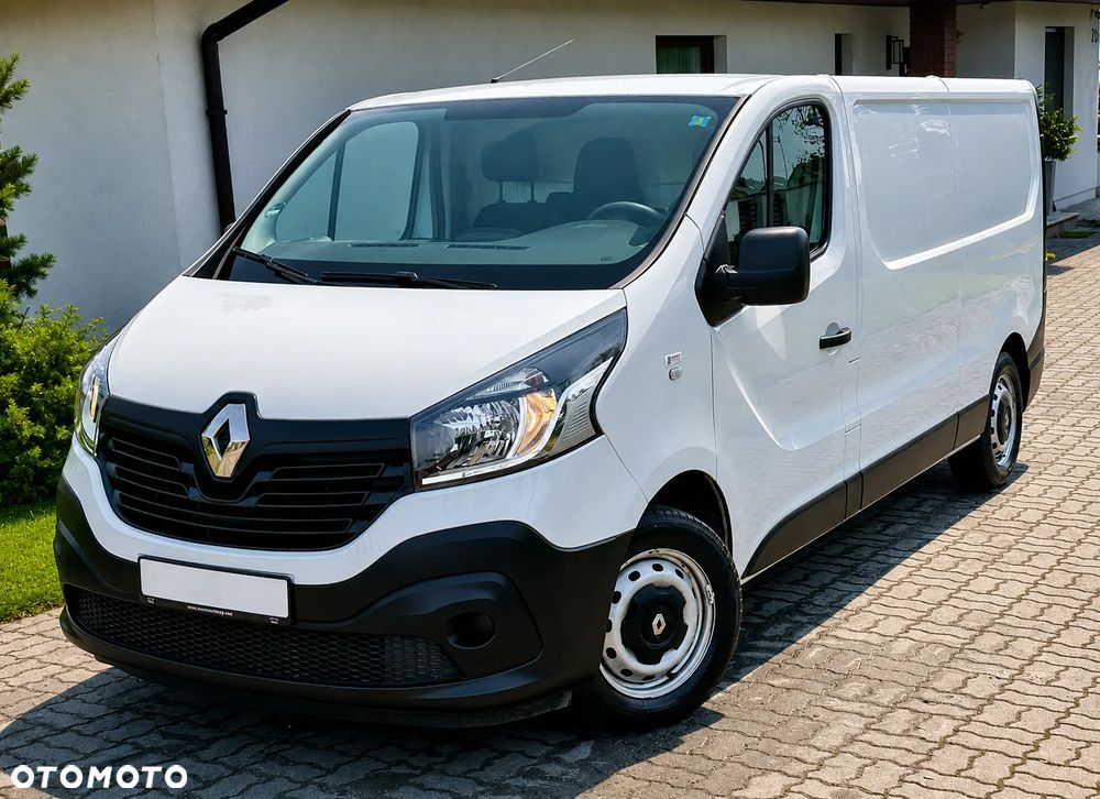 Renault TRAFIC - 1
