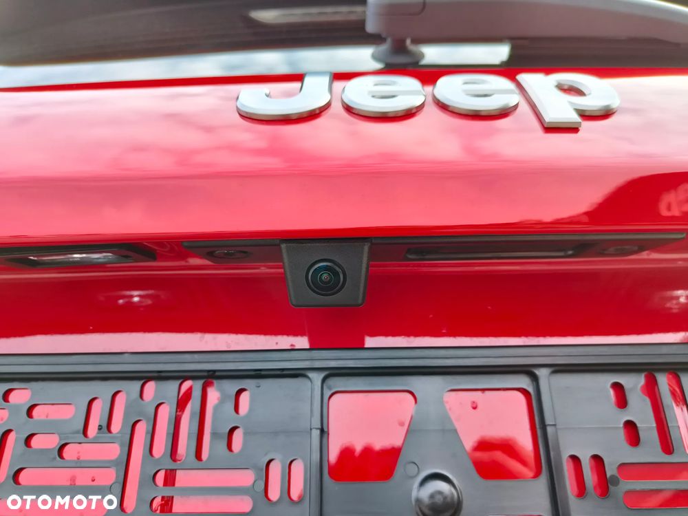 Jeep Avenger 1.2 T3 mHEV Altitude FWD eDCT6 - 25