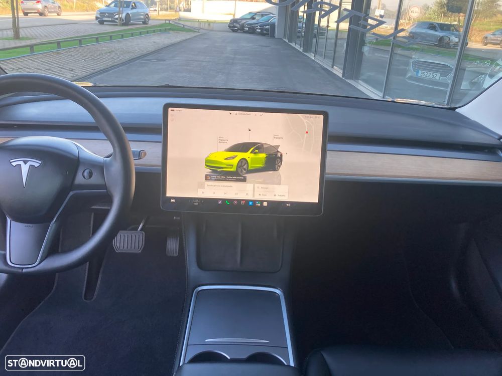 Tesla Model 3 RWD - 18