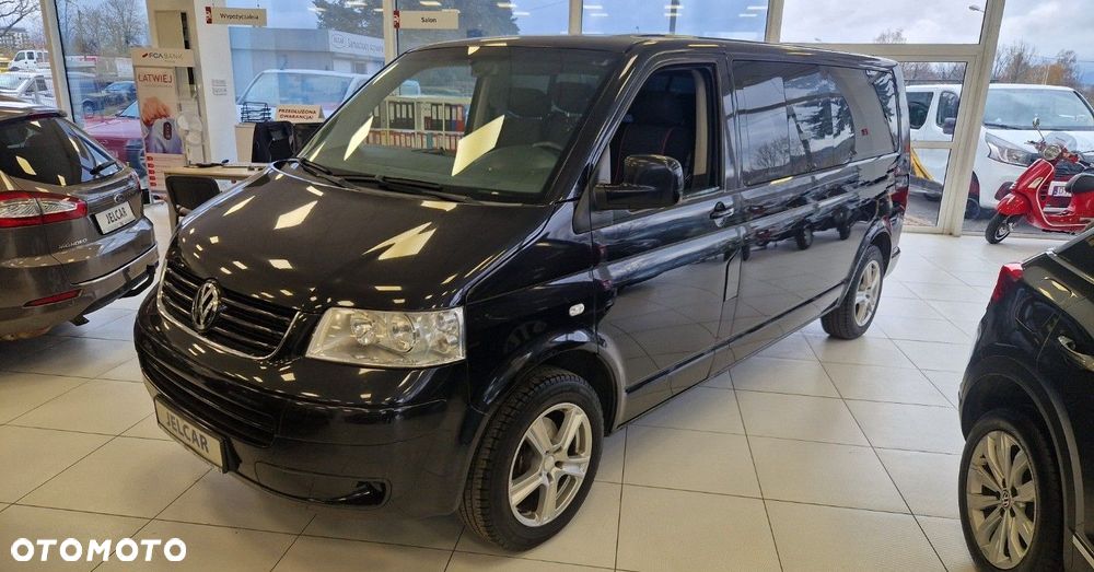 Volkswagen Caravelle - 3