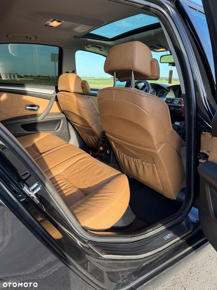 BMW Seria 5 - 12