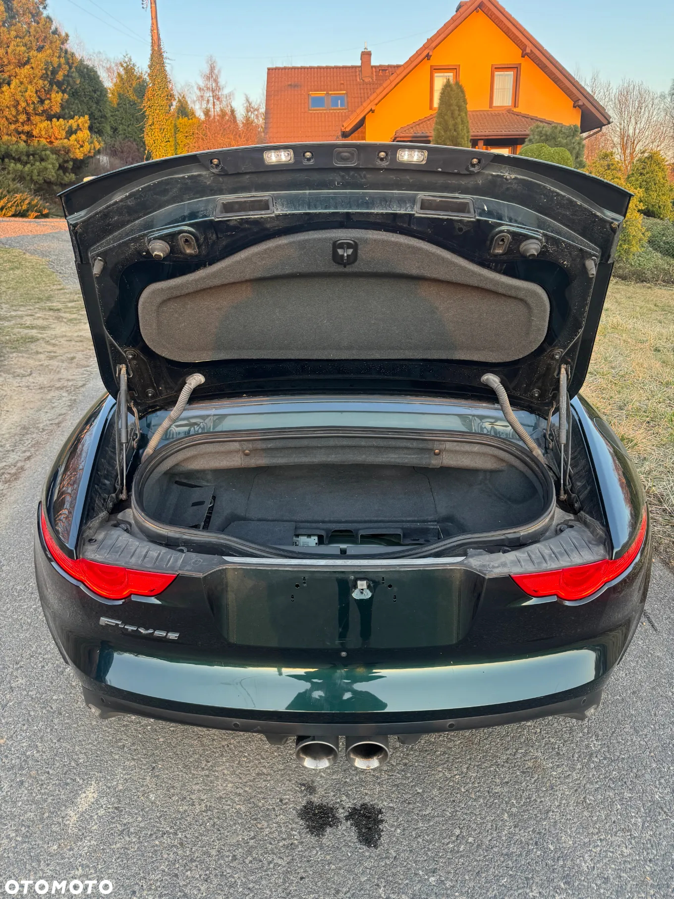 Jaguar F-Type - 30