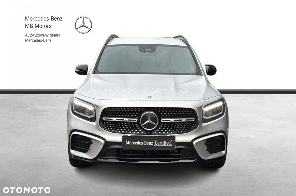 Mercedes-Benz GLB - 10