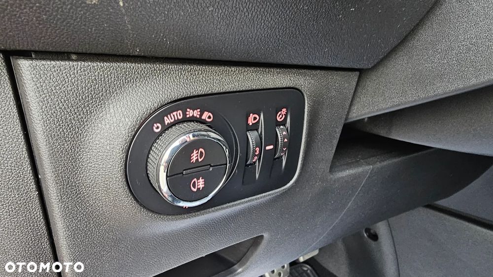 Opel Corsa 1.4 Turbo (ecoFLEX) Start/Stop Color Edition - 19