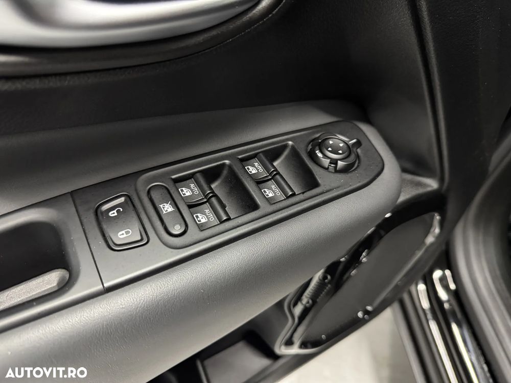 Jeep Renegade 1.0 T-GDI Night Eagle - 6