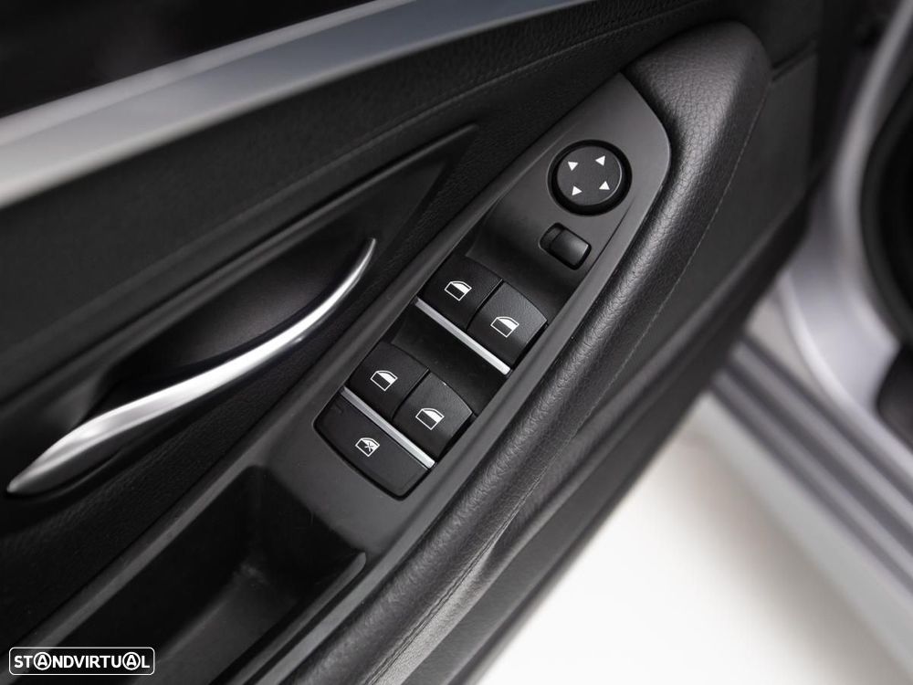 BMW 520 - 18