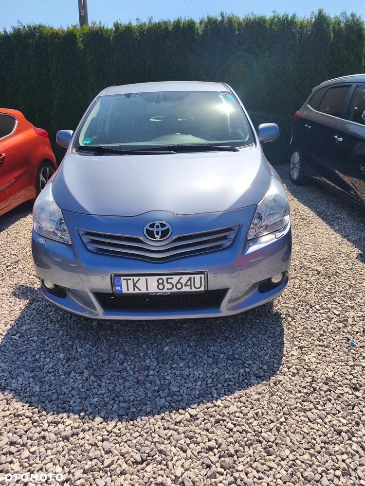 Toyota Verso 1.8 Sol plus NAVI - 2