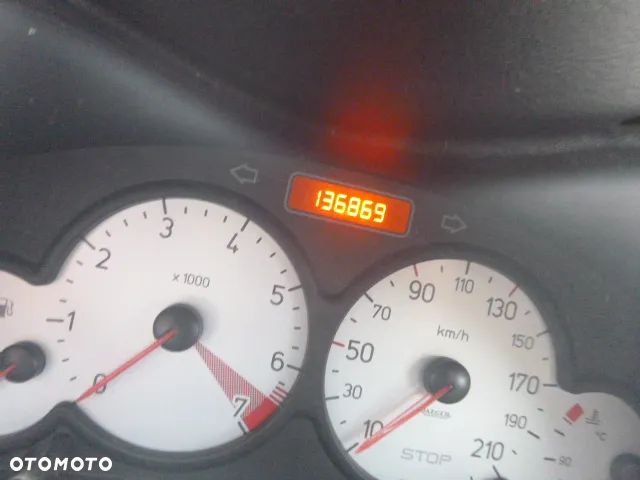 SILNIK PEUGEOT 206 1.1 8V HFX DO ODPALENIA - 12