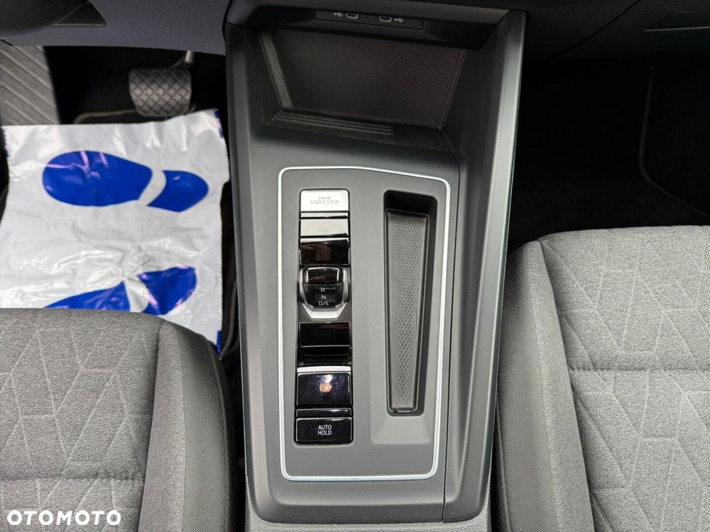 Volkswagen Golf Variant 1.5 eTSI mHEV Life DSG - 23