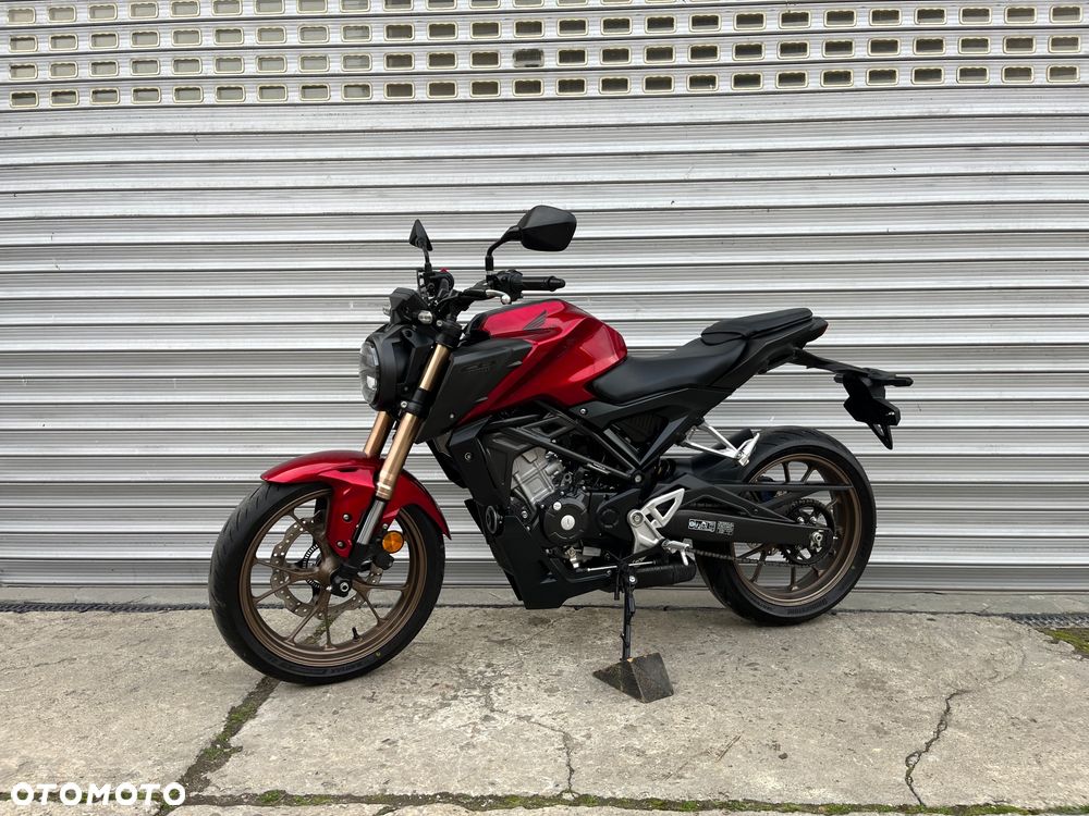 Honda CB - 32