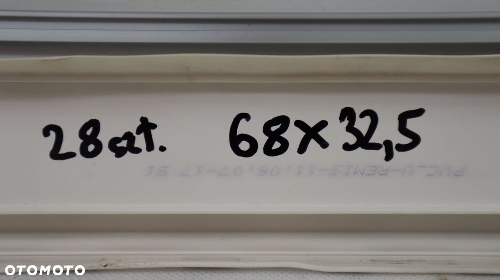 KAMPER PRZYCZEPA KEMPINGOWA MOSKITIERA ROLETA OKNA 68 CM X 32,5 CM - 9