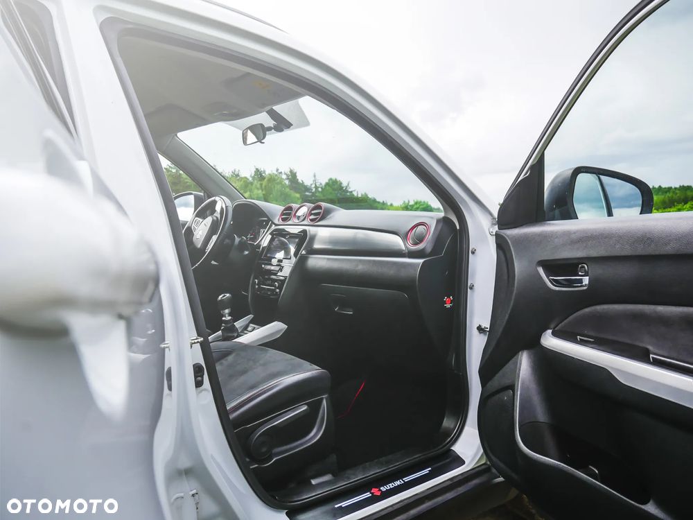 Suzuki Vitara 1.4 Boosterjet Premium 2WD - 9