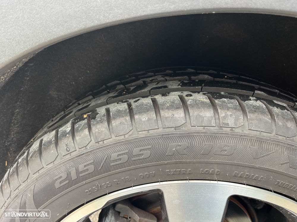 Nissan Qashqai 1.5 dCi N-Connecta 18 - 24