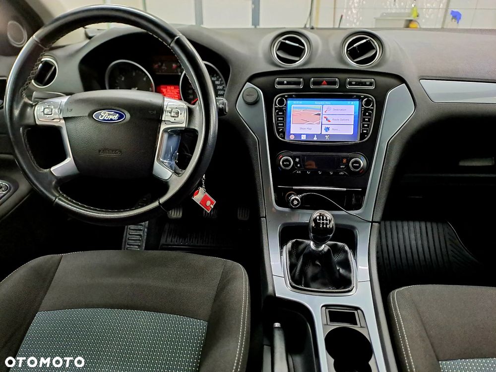 Ford Mondeo 2.0 TDCi Titanium - 12