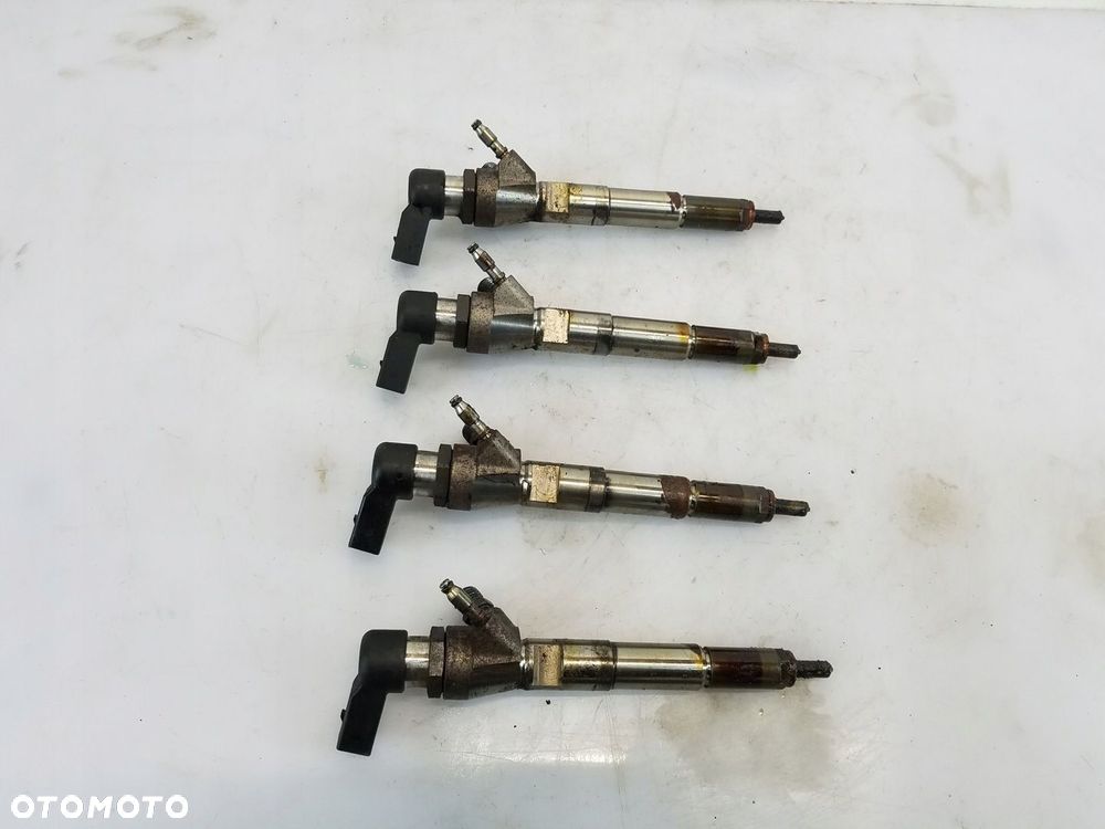 WTRYSK MERCEDES-BENZ B-KLASA W246 1.5 CDI H8201100113 166006212R - 1