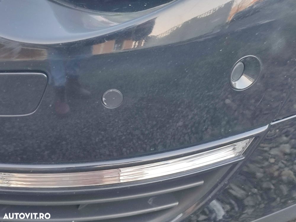 Volkswagen Passat - 8