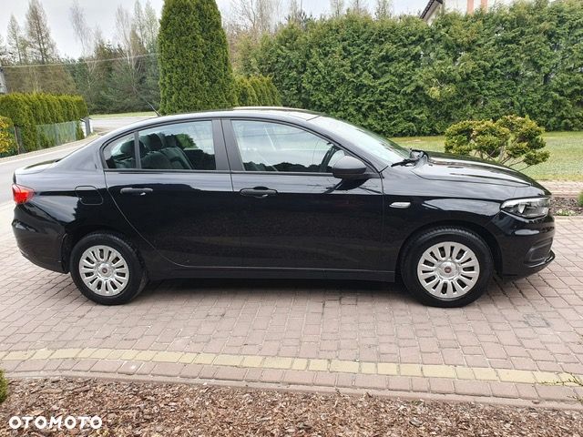 Fiat Tipo 1.4 T-Jet 16v Easy - 10