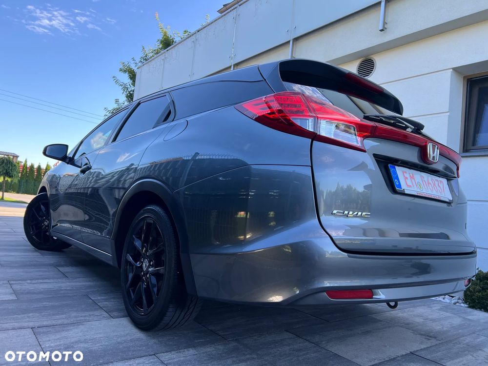 Honda Civic 1.8 i-VTEC Automatik Sport Black Edition - 12