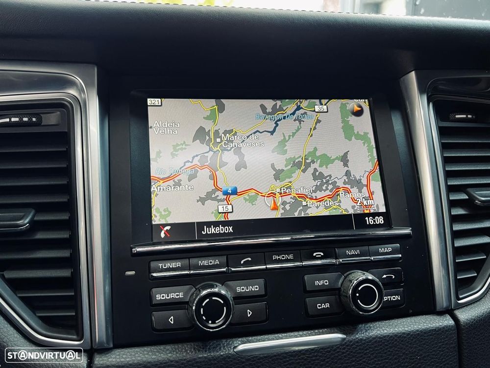 Porsche Macan S - 28