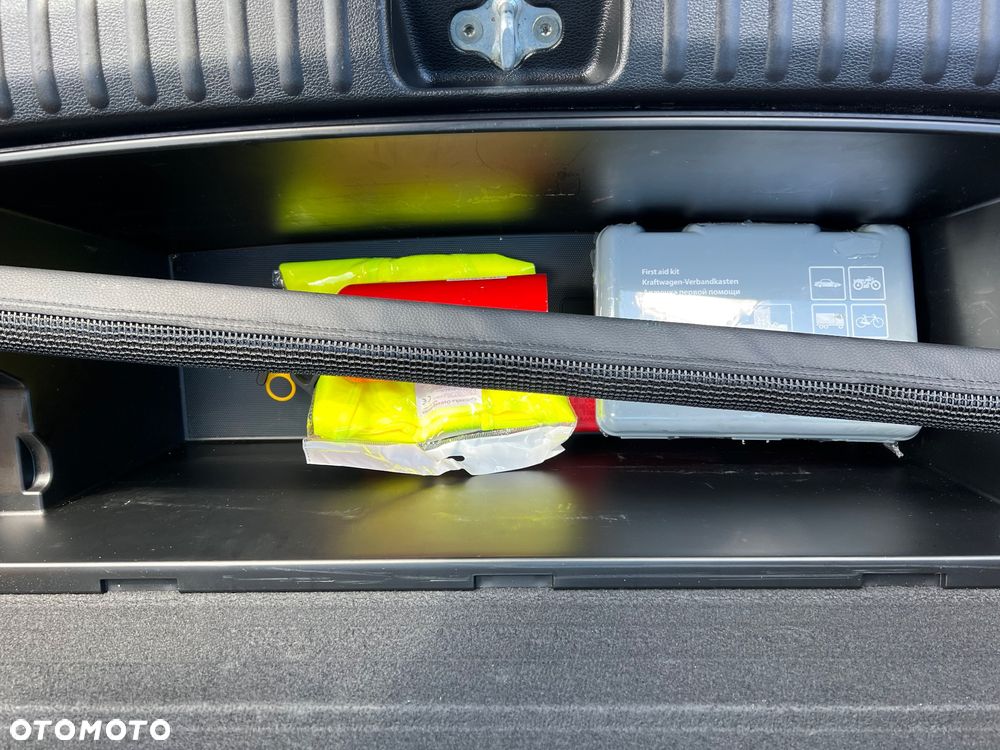 Kia Ceed 1.6 CRDi SCR L - 25