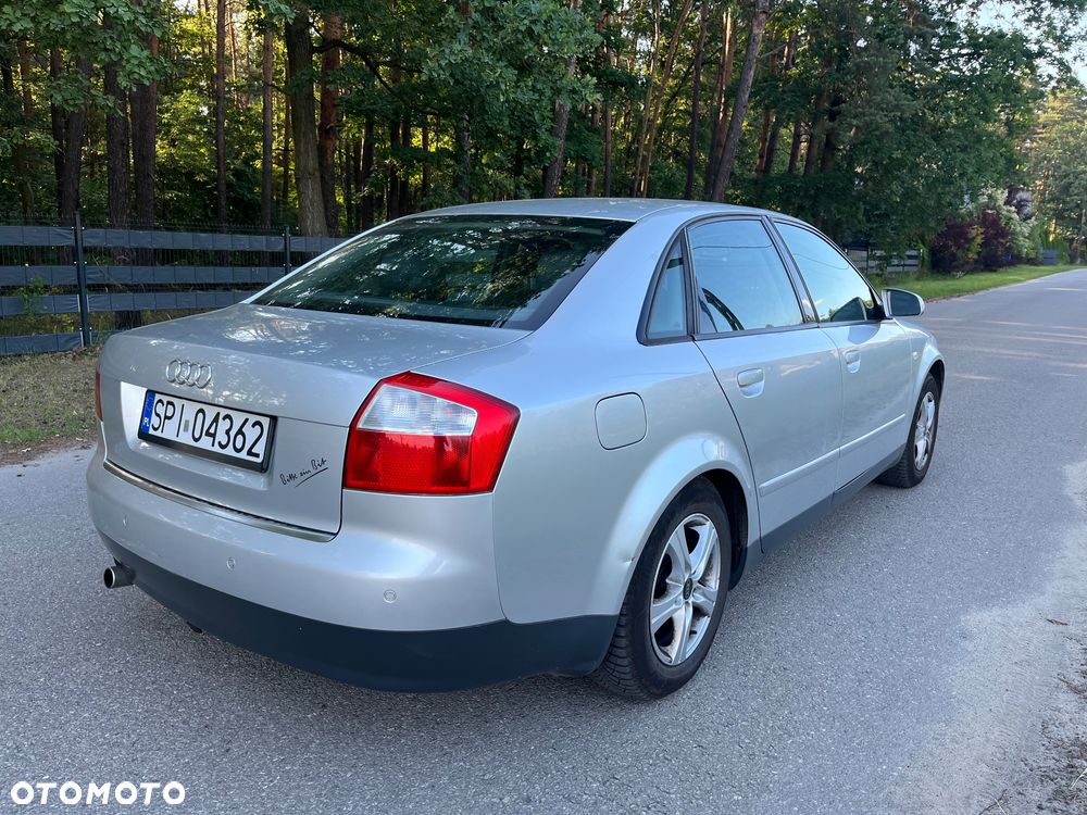 Audi A4 Limousine - 2