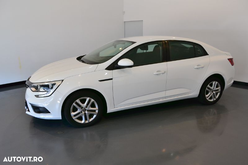Renault Megane TCe Business - 3