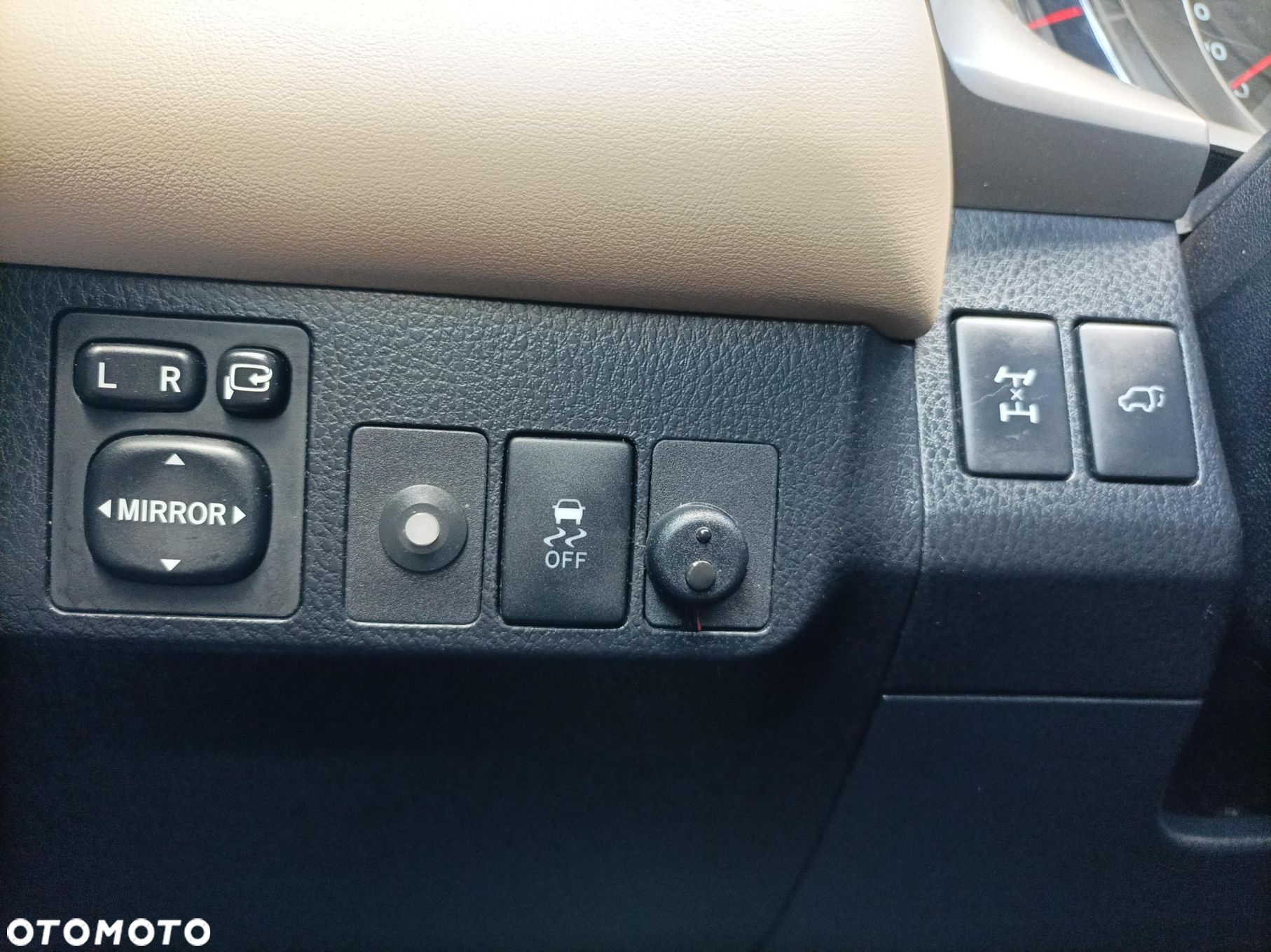 Toyota RAV4 - 23
