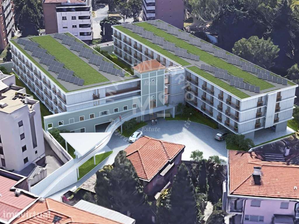 Apartamento T2 com Varanda e Lugar de Estacionamente Próximo ao Pól... - Grande imagem: 3/8