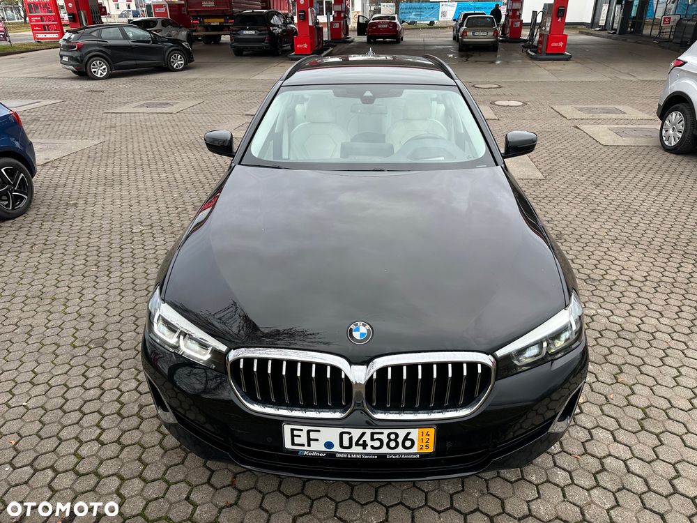 BMW Seria 5 520d Luxury Line sport - 9