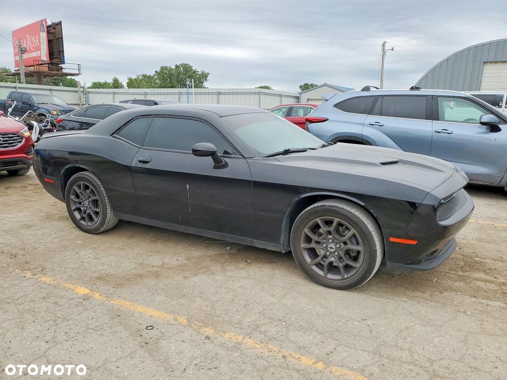 Dodge Challenger 3.6 GT AWD - 4