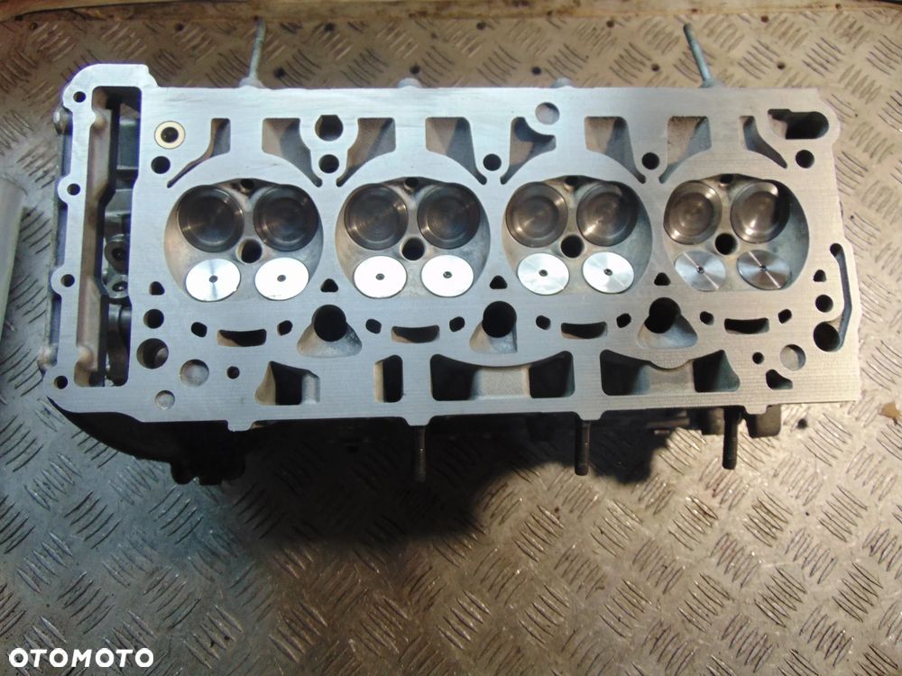 Głowica audi a4 b8 1,8/2,0 TFSI 06H103373J