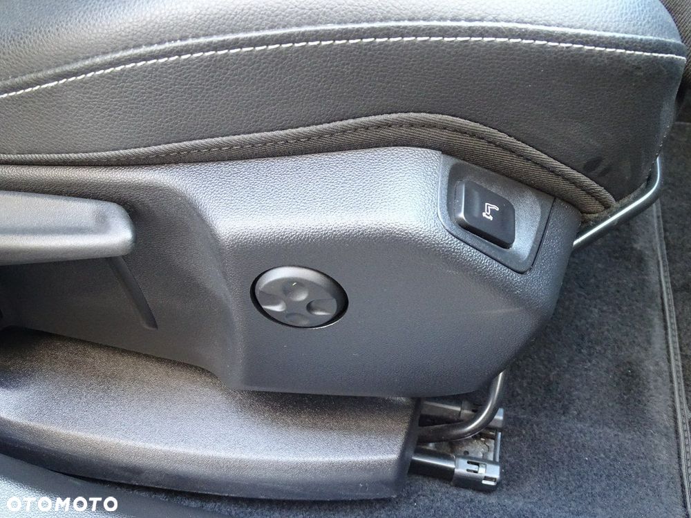 Opel Grandland X - 31