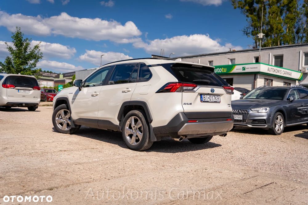 Toyota RAV4 - 11