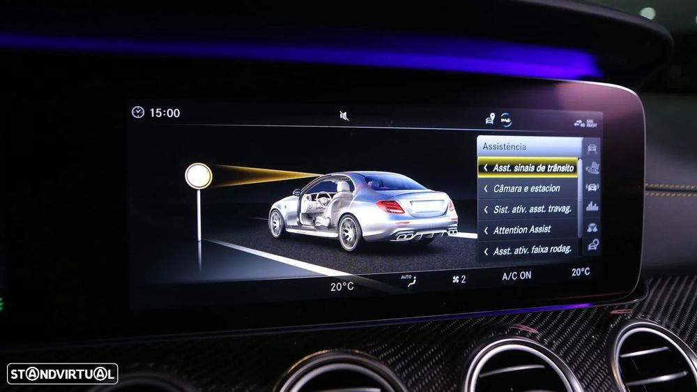 Mercedes-Benz E 63 AMG S 4-Matic+ - 39