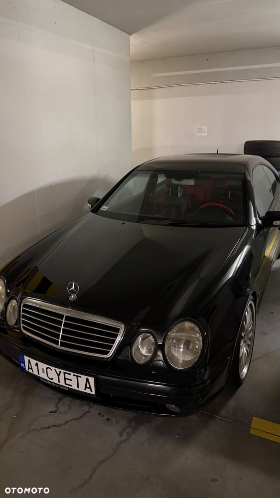 Mercedes-Benz CLK - 16