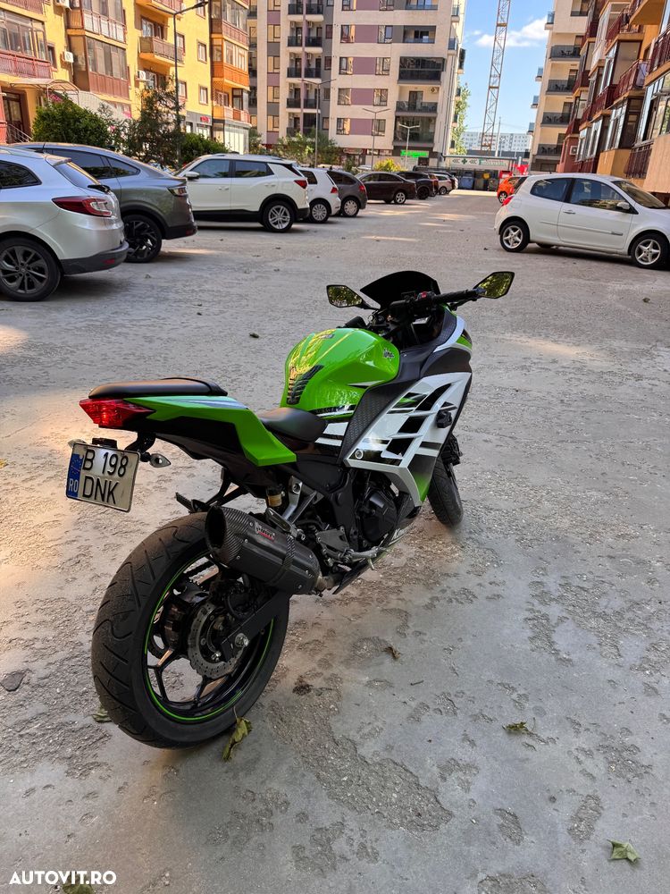 Kawasaki Ninja 400 - 4