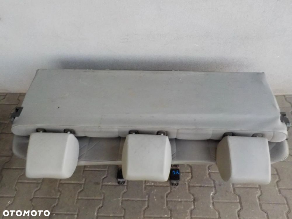 VW T4 FOTEL POTRÓJNY KANAPA ŁAWKA TYŁ TYLNA - 4