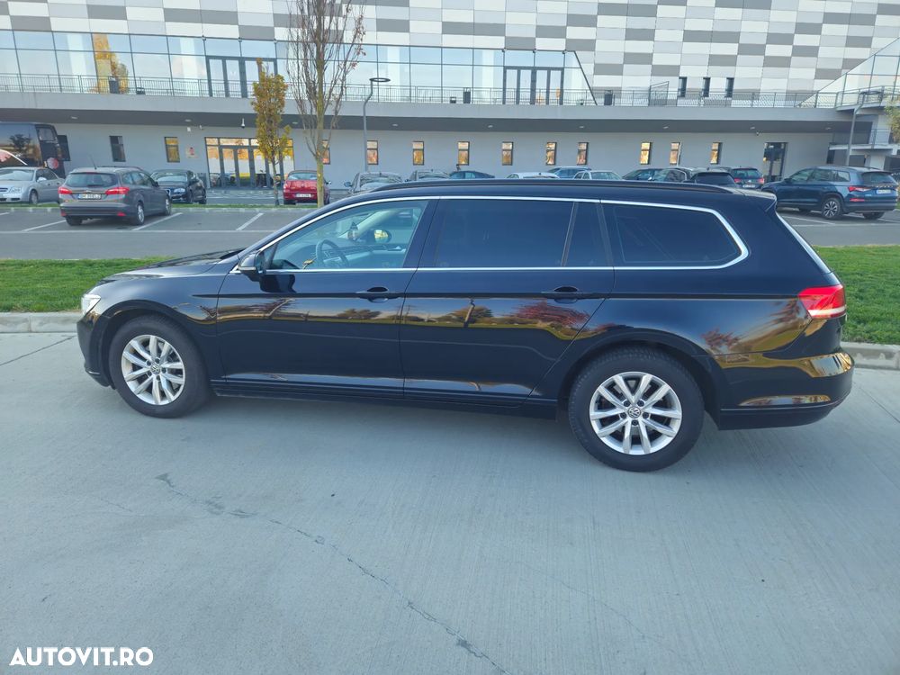 Volkswagen Passat Variant 2.0 TDI DSG Comfortline - 8
