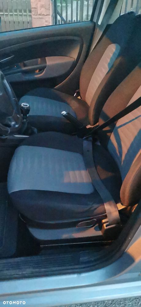 Fiat Grande Punto 1.2 8V 360 - 6