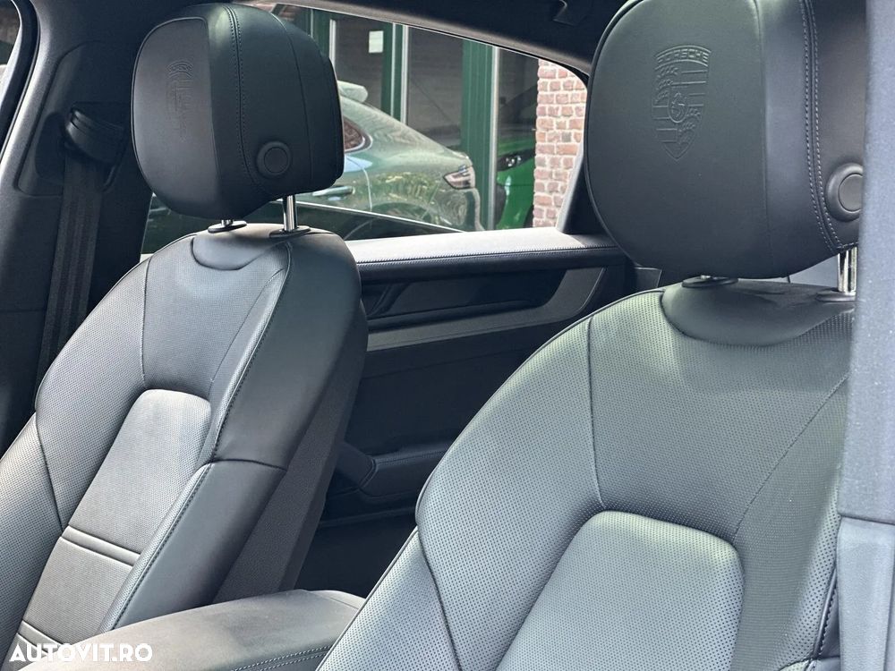 Porsche Cayenne Coupe E-Hybrid Tiptronic S - 11