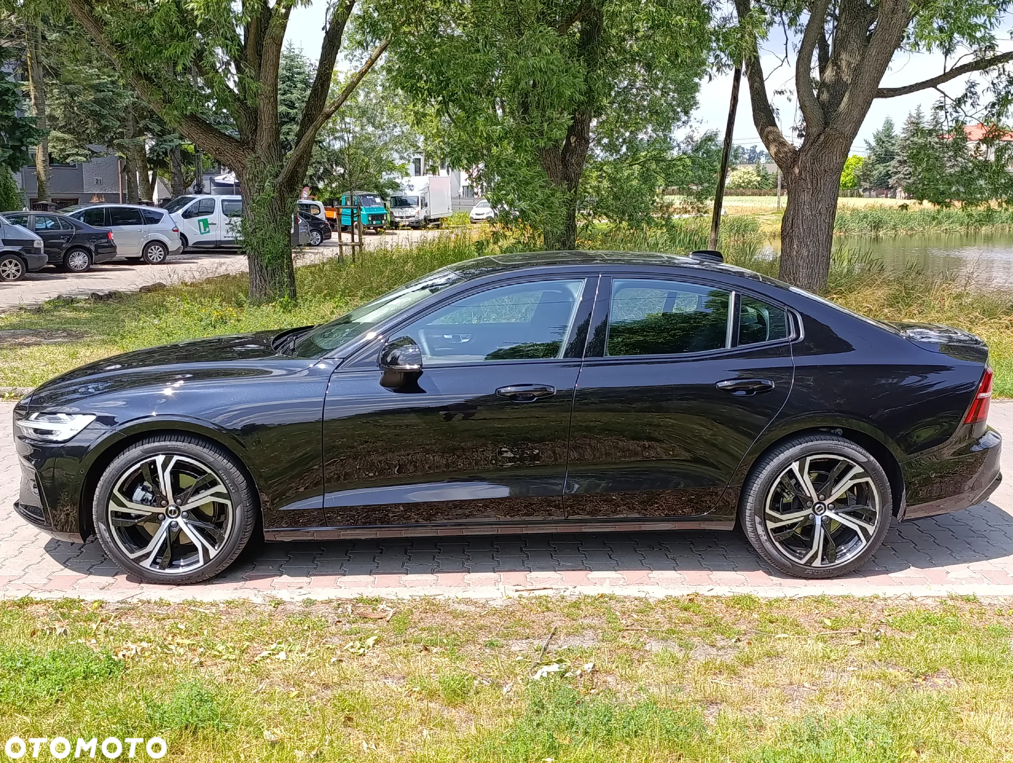 Volvo S60 B5 B AWD Plus Dark - 7