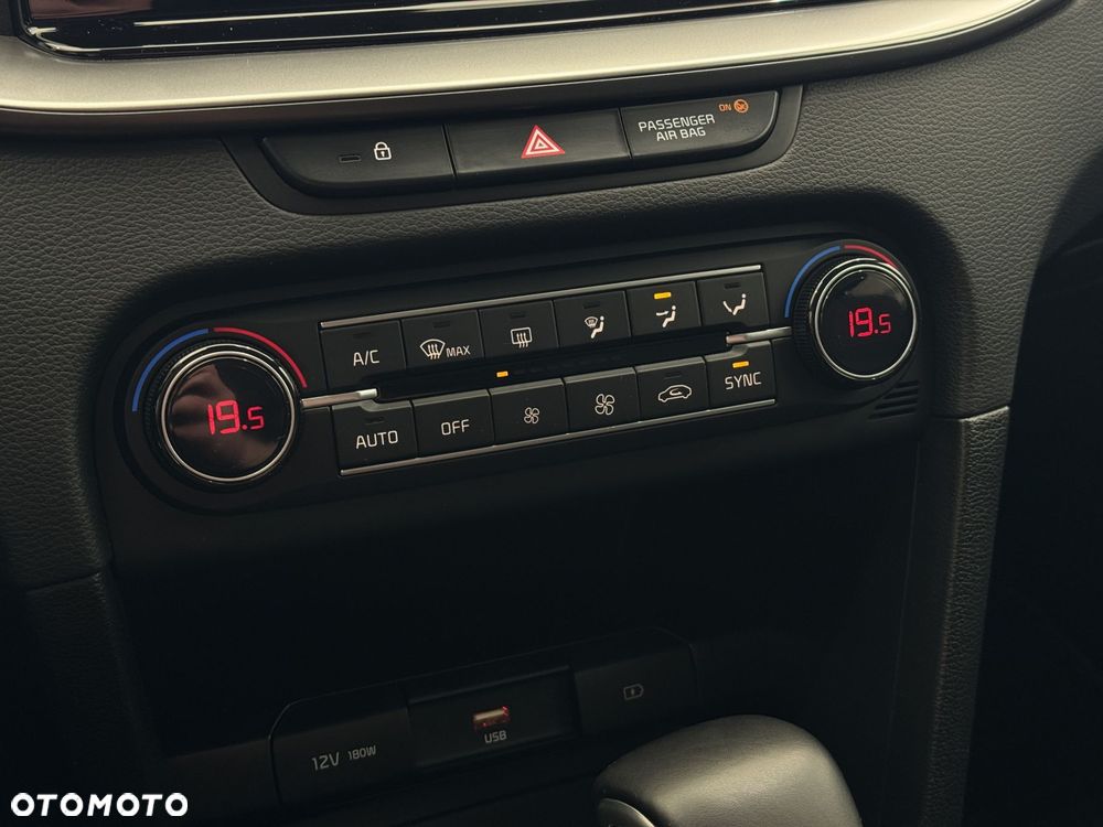 Kia Ceed 1.5 T-GDI M DCT - 30