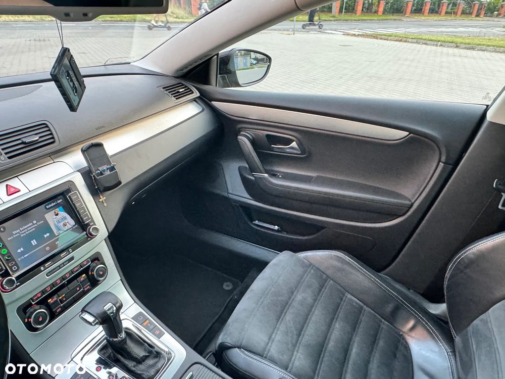Volkswagen Passat CC - 29