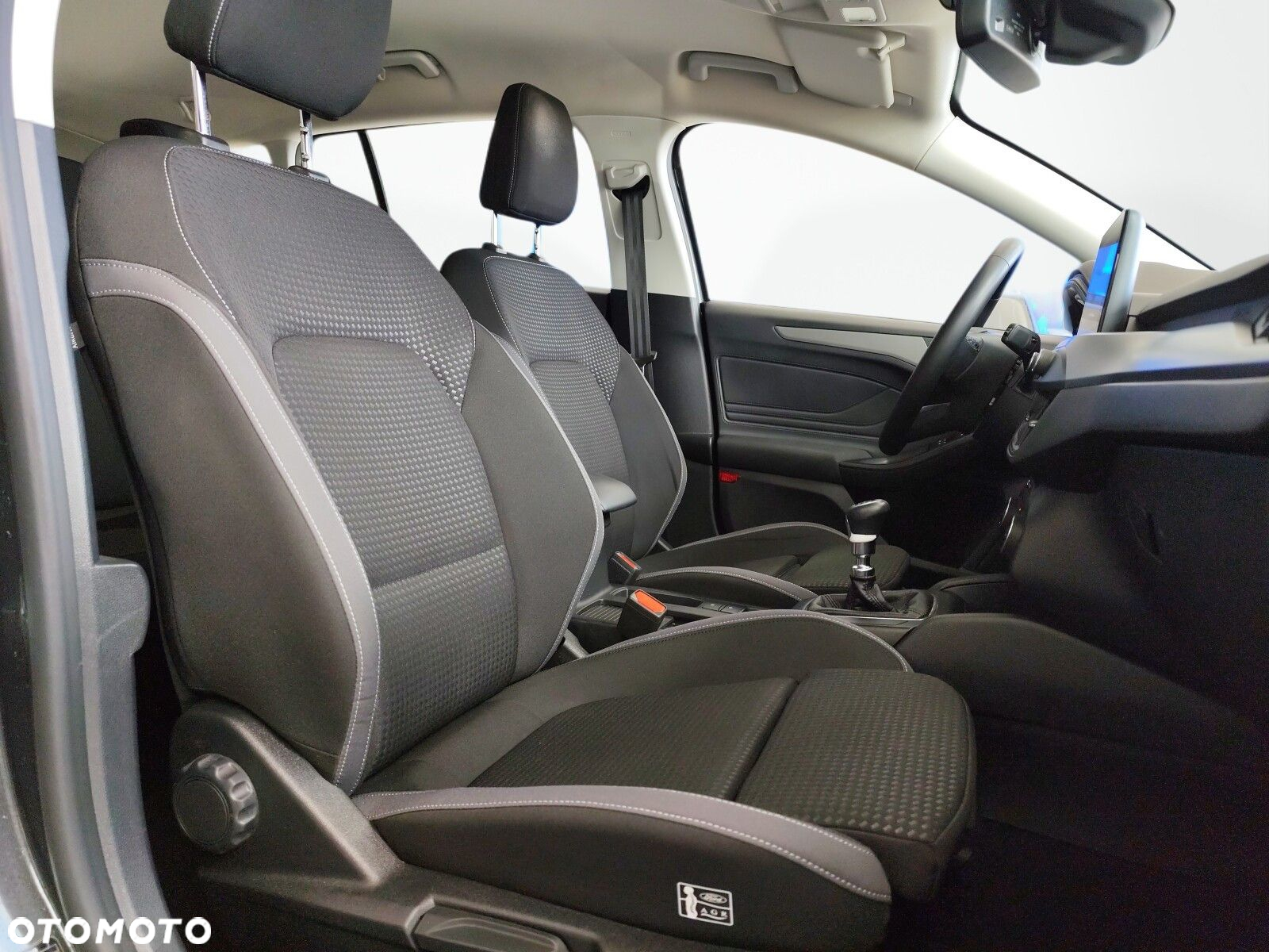 Ford Focus - 19
