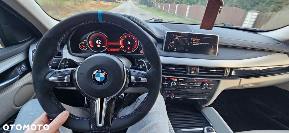 BMW X6 35i xDrive - 8