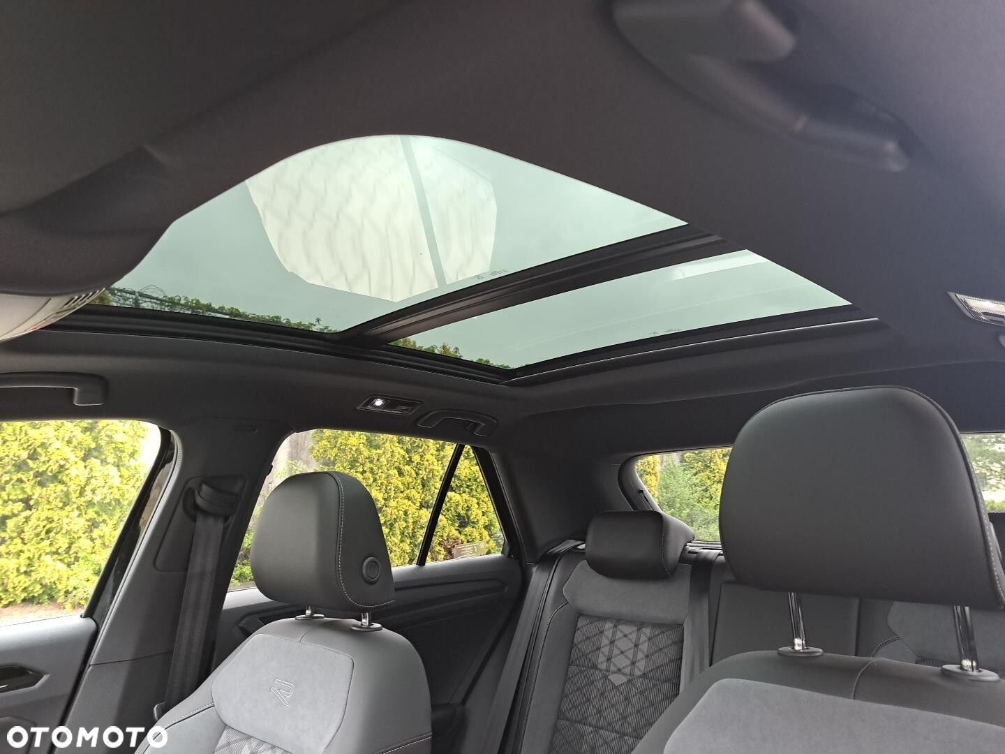 Volkswagen T-Roc - 15
