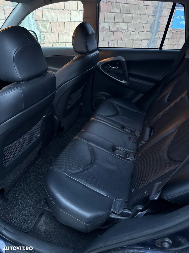 Toyota RAV4 2.2 D-CAT 4x4 Executive - 5