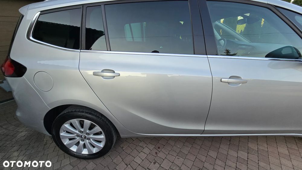 Opel Zafira - 21